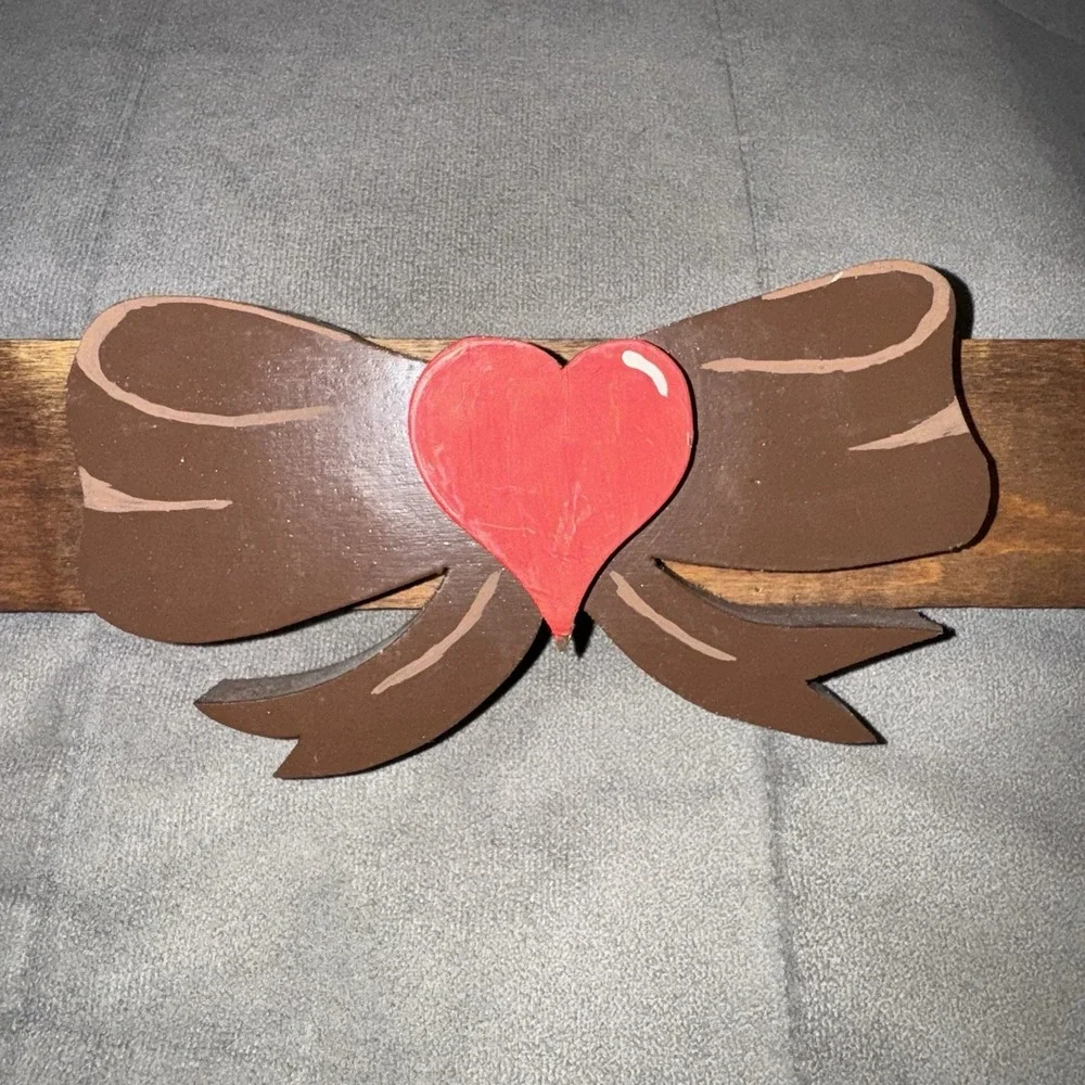 Vintage Wooden Bow Ribbon Wall Hanging Red Hearts Cottage Core Country Decor 29